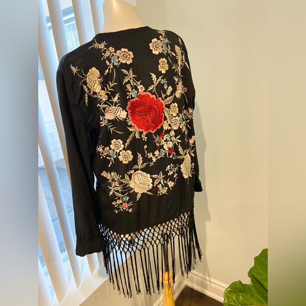 ✨✨SOLD✨✨Zara Bohemian embroidered kimono - Picture 8 of 10